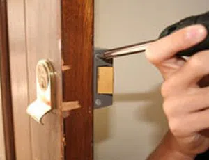 Locksmith Store Gilbert, AZ 480-648-1442 - change-locks-service
